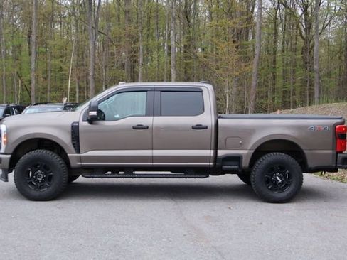 Used 2023 Ford F250 XL w/ STX Appearance Package AWD/4WD image 5