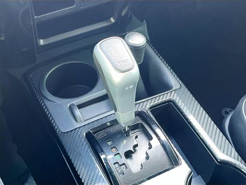 Used 2022 Toyota 4Runner TRD Off-Road Premium image 17