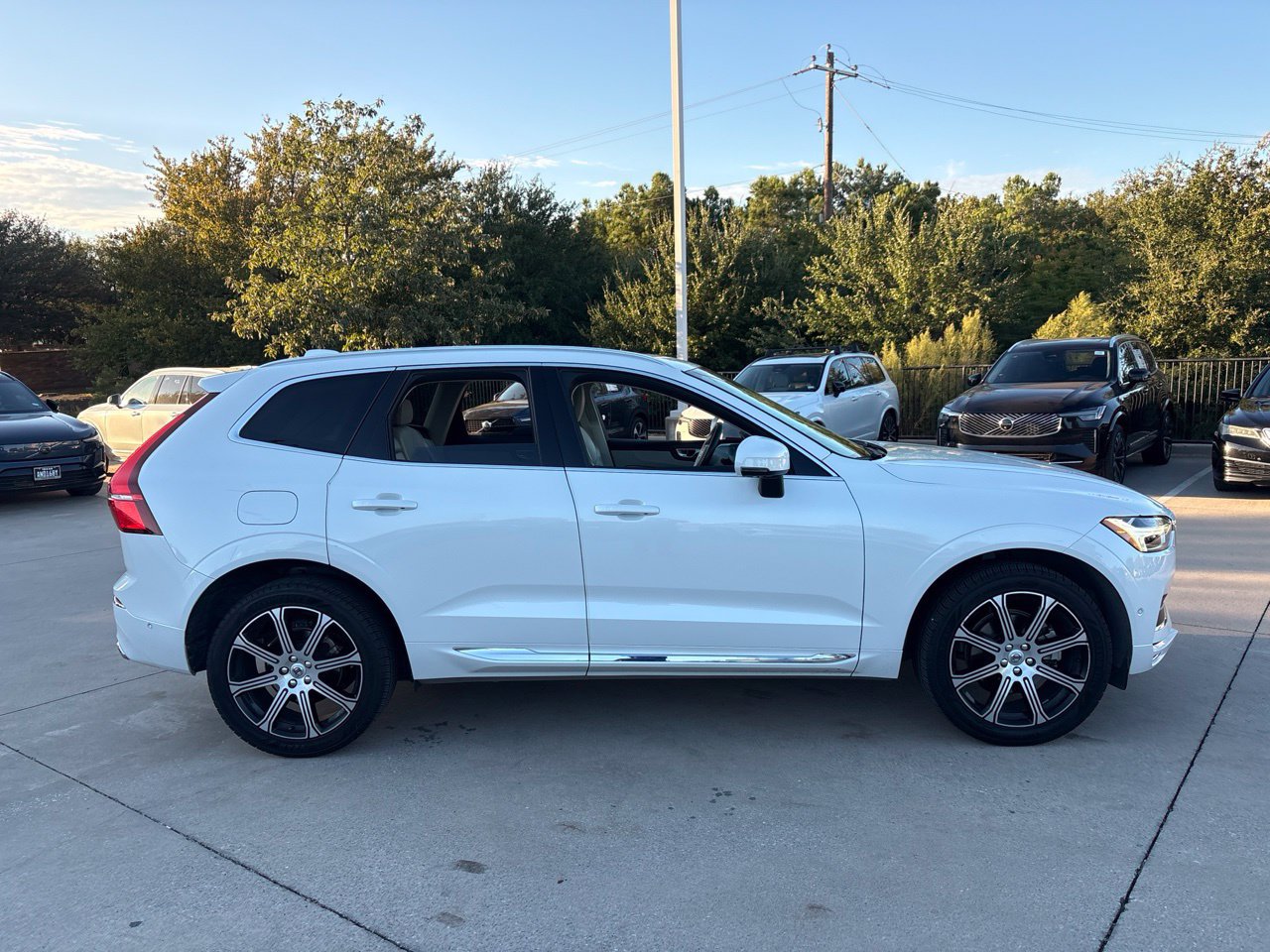Used 2021 Volvo XC60 T5 Inscription w/ Advanced Package FWD image 4