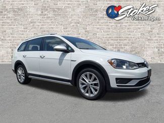 Used 2017 Volkswagen Golf Alltrack S AWD/4WD video 2