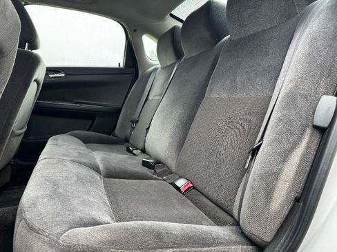 Used 2011 Chevrolet Impala LT image 16