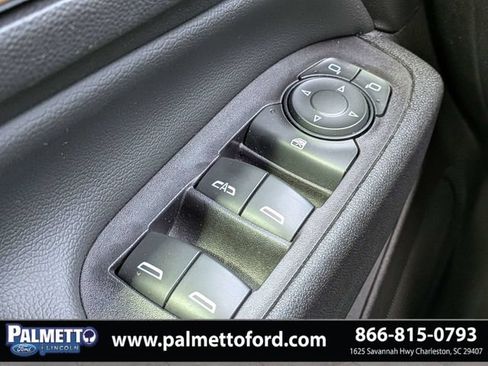 Used 2021 Chevrolet Equinox LT FWD image 25