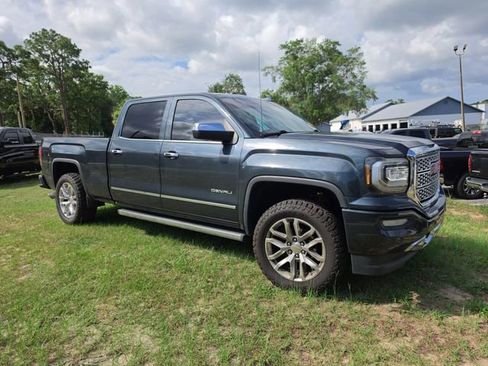 Used 2017 GMC Sierra 1500 Denali w/ Denali Ultimate Package AWD/4WD image 2
