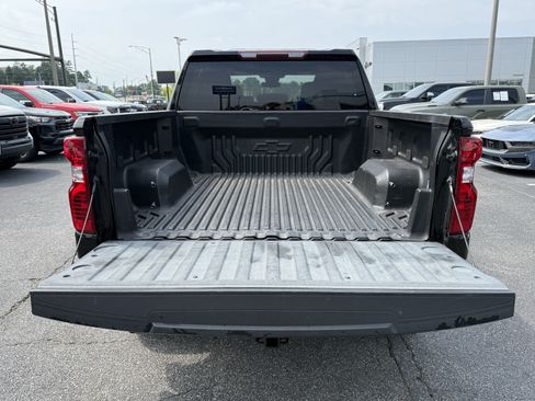 Used 2022 Chevrolet Silverado 1500 Custom Trail Boss AWD/4WD image 32