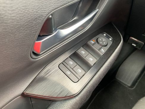 New 2026 Nissan Kicks SV w/ Cold Weather Package FWD image 16