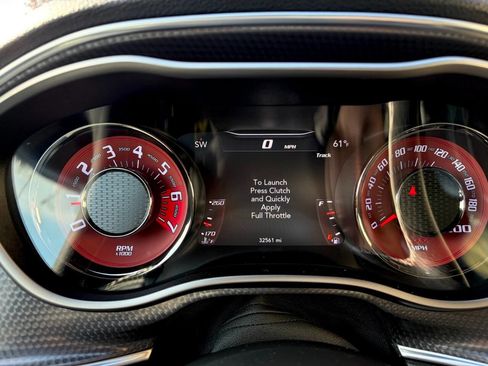 Used 2015 Dodge Challenger SRT Hellcat image 26