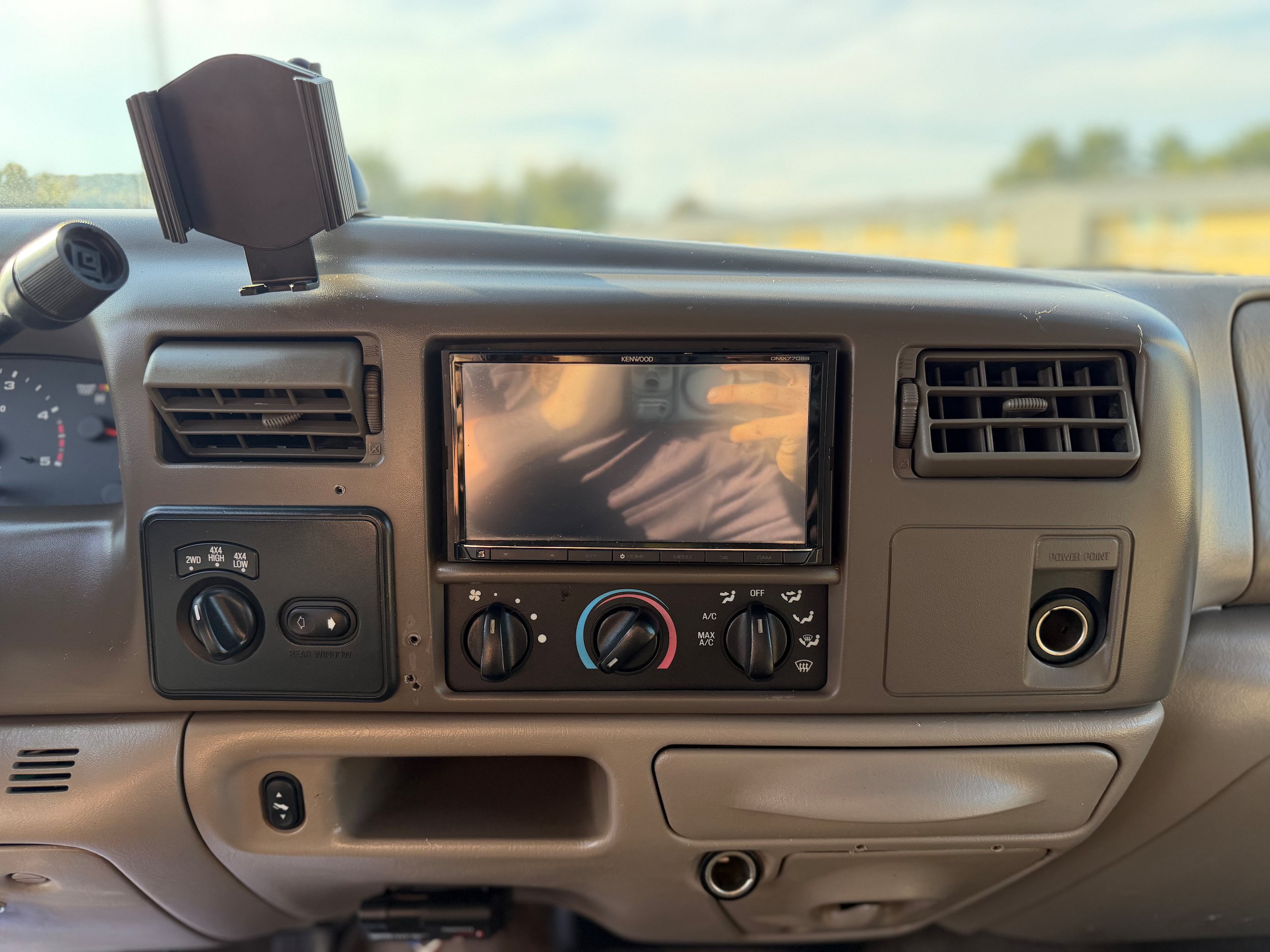 Used 2004 Ford F250 4x4 Crew Cab Super Duty image 11