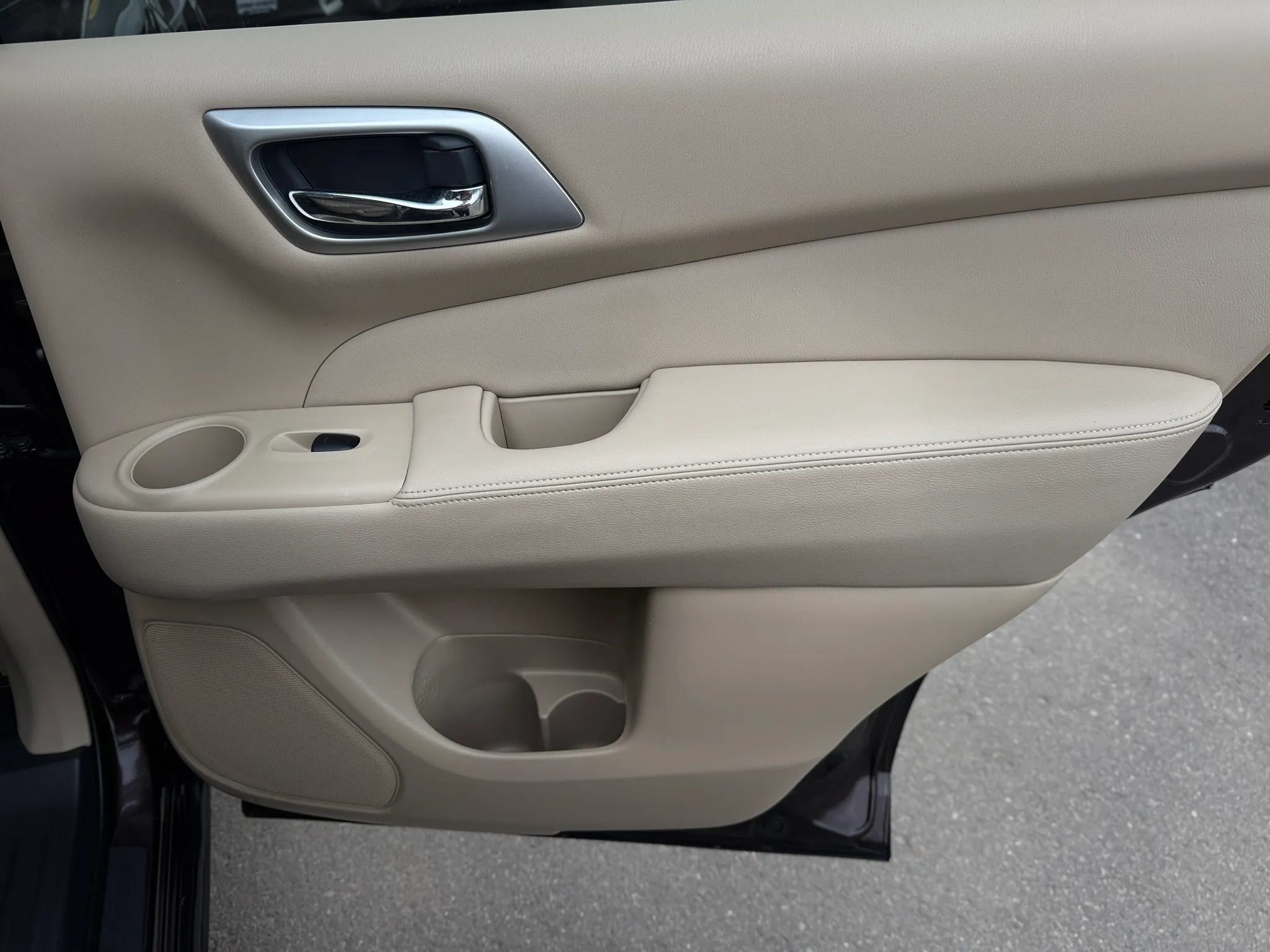 Used 2020 Nissan Pathfinder Platinum AWD/4WD image 22