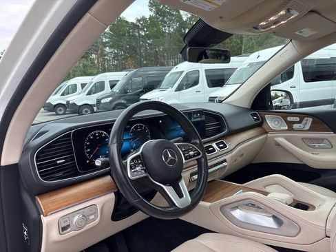Used 2022 Mercedes-Benz GLE 350 4MATIC w/ Premium Package image 50