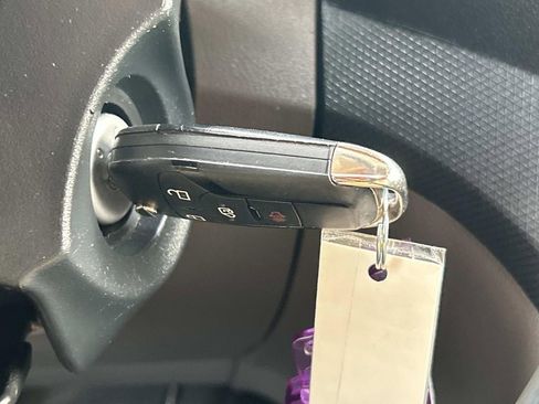 Used 2022 Ford Transit Connect XL image 29