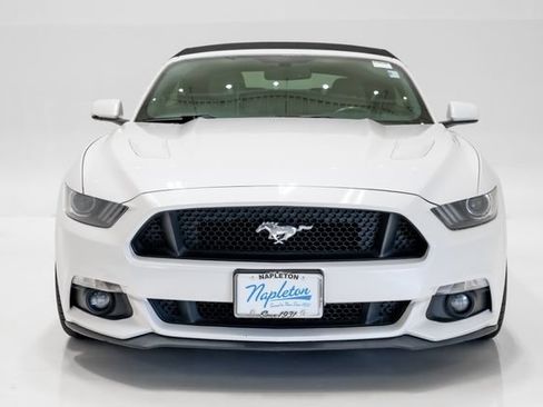 Used 2017 Ford Mustang GT Premium RWD image 4