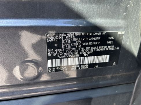 Used 2023 Toyota RAV4 XLE w/ XLE Grade Weather Package AWD/4WD image 27