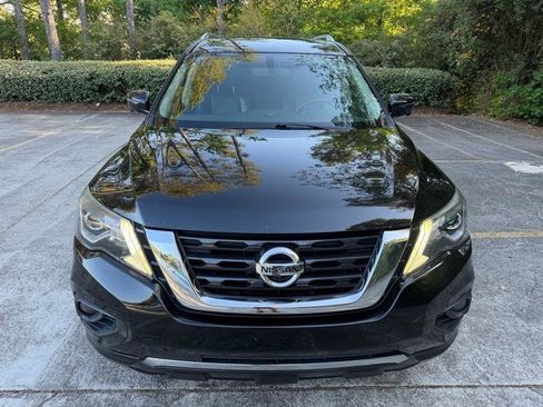 Used 2017 Nissan Pathfinder Platinum image 16