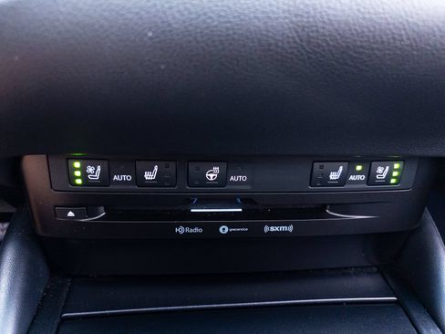 Used 2020 Lexus ES 300h w/ Premium Package FWD image 29