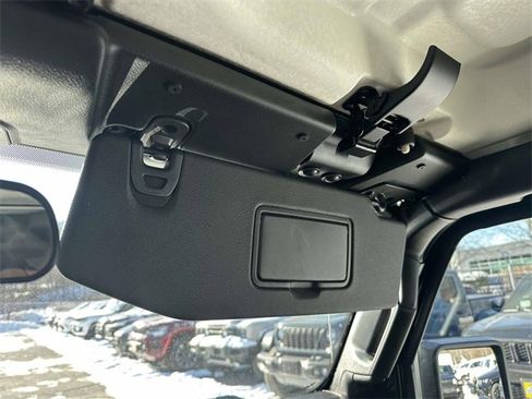 Certified 2022 Jeep Wrangler Sport S image 34