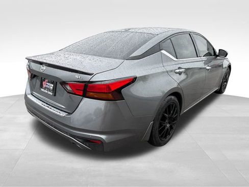 Used 2022 Nissan Altima 2.5 SL FWD image 6