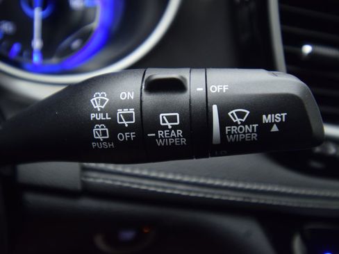 New 2026 Chrysler Pacifica Select w/ S Appearance Package image 25