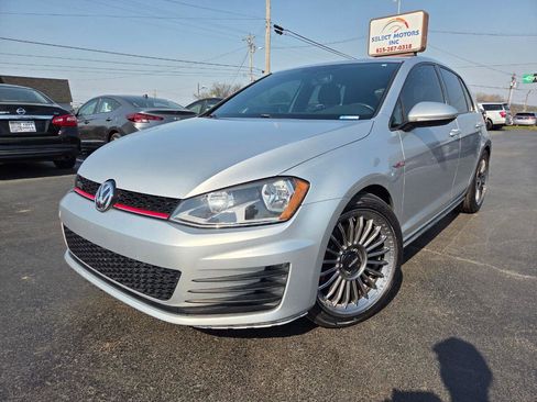 Used 2017 Volkswagen GTI S image 2