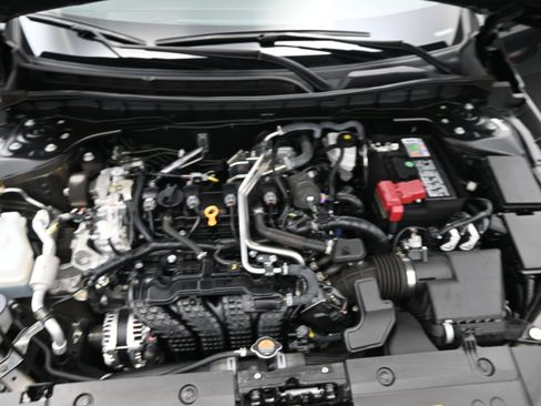 Certified 2025 Nissan Altima 2.5 S FWD image 18