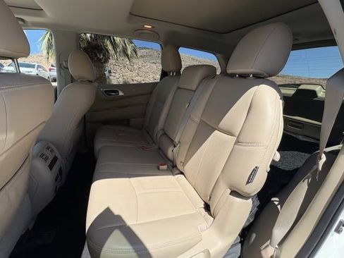Used 2020 Nissan Pathfinder Platinum w/ Cargo Package AWD/4WD image 10