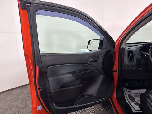 Used 2019 Chevrolet Colorado Z71 image 14