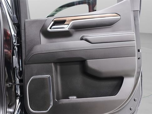 Used 2023 Chevrolet Silverado 1500 LT image 31