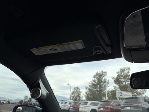 Certified 2022 Dodge Charger R/T image 36