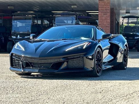 Used 2023 Chevrolet Corvette Z06 w/ Stealth Interior Trim Package image 3