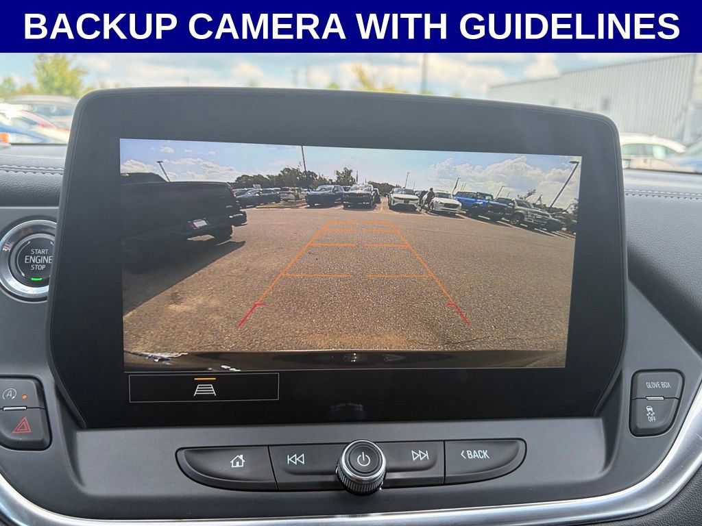 Used 2024 Chevrolet Blazer LT w/ Convenience Package FWD image 2