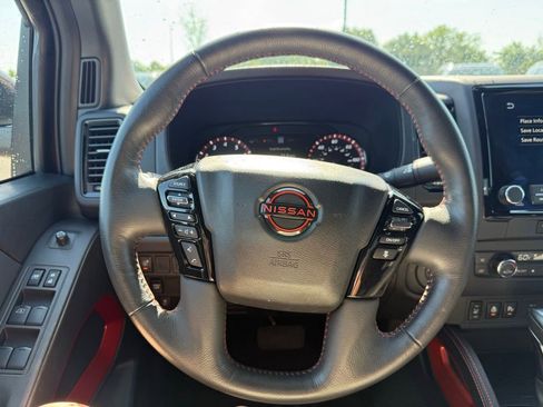 Used 2024 Nissan Frontier Pro-X w/ Pro Convenience Package RWD image 14
