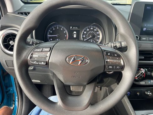 Used 2022 Hyundai Kona SEL image 16