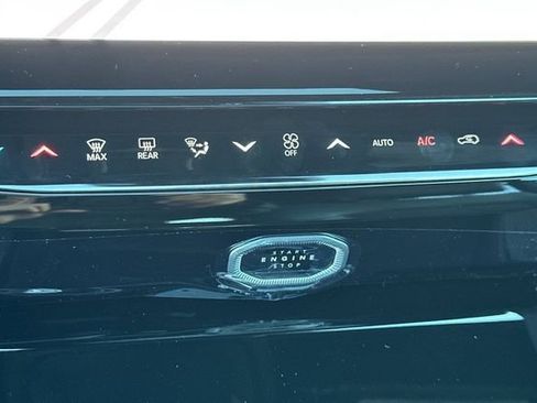 New 2026 Jeep Grand Cherokee Altitude AWD/4WD image 21