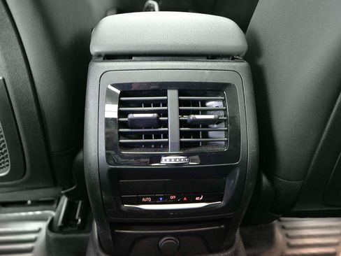 Used 2019 BMW X3 sDrive30i w/ Convenience Package image 10