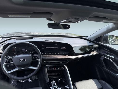 New 2025 Audi Q5 Premium Plus AWD/4WD image 17