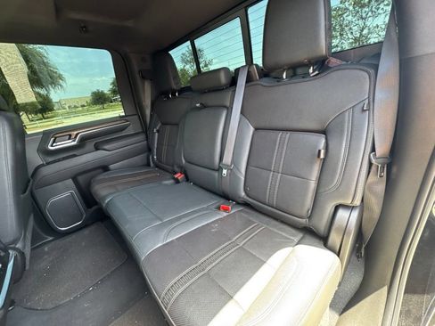 Used 2024 Chevrolet Silverado 3500 High Country w/ High Country Premium Package AWD/4WD image 6
