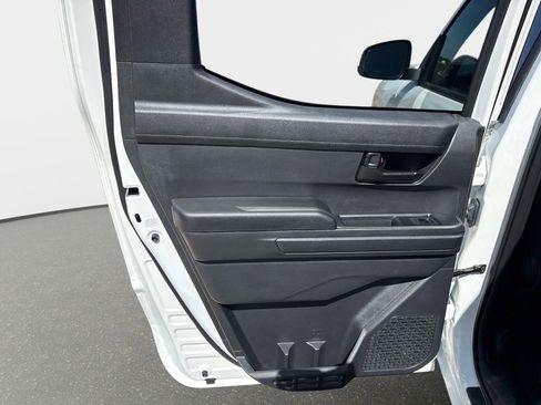 Used 2025 Toyota Tacoma SR5 image 11