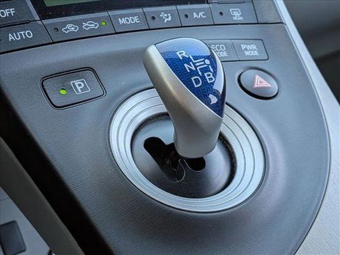 Used 2011 Toyota Prius Three w/ Navigation Pkg image 12