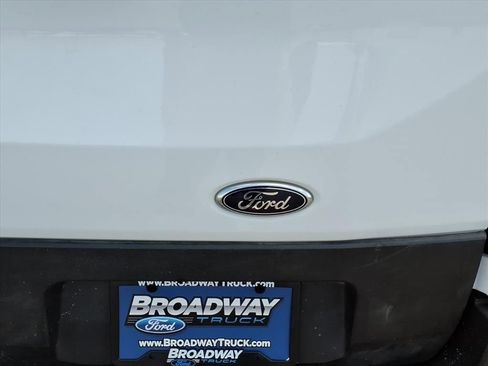 Used 2023 Ford Transit 350 XL image 25