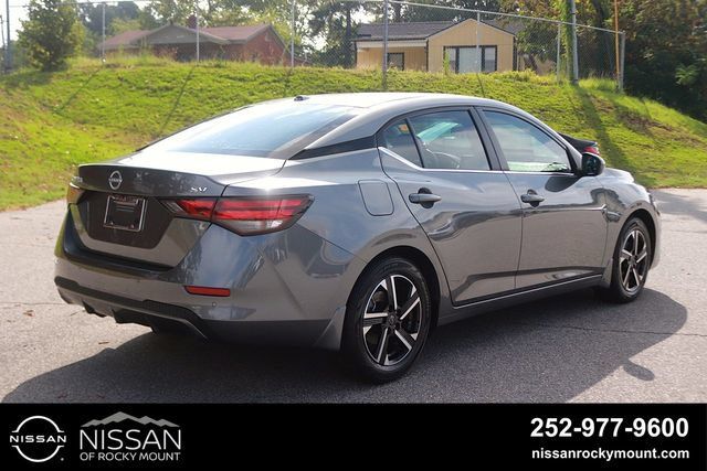 Used 2024 Nissan Sentra SV FWD image 5