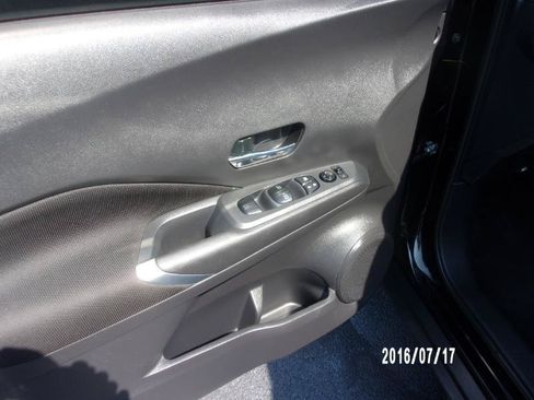 Used 2021 Nissan Kicks SV FWD image 8