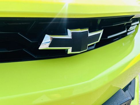 Used 2021 Chevrolet Camaro SS image 17