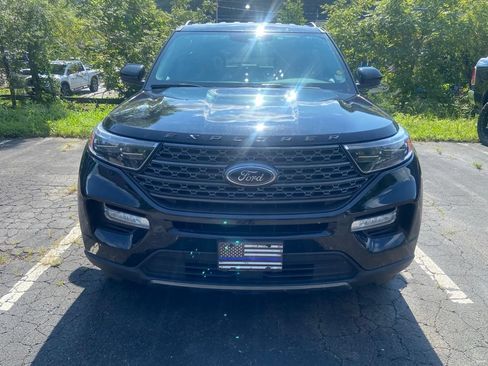 Used 2022 Ford Explorer XLT w/ Equipment Group 202A AWD/4WD image 15