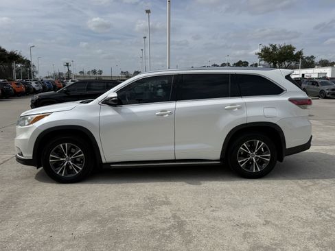 Used 2016 Toyota Highlander XLE image 8