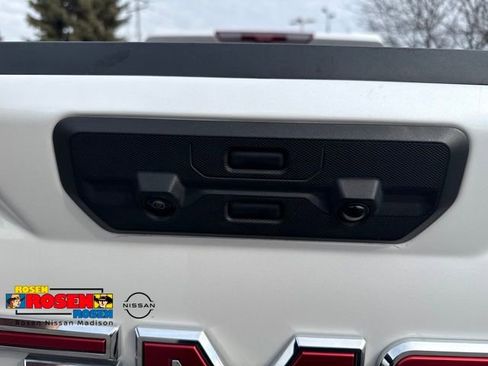 Used 2025 GMC Sierra 1500 Denali w/ Denali Reserve Package AWD/4WD image 53
