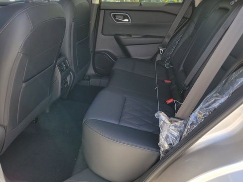 New 2026 Nissan Rogue Platinum w/ Platinum Premium Package image 7