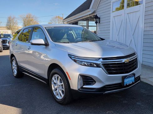 Certified 2022 Chevrolet Equinox LT image 1