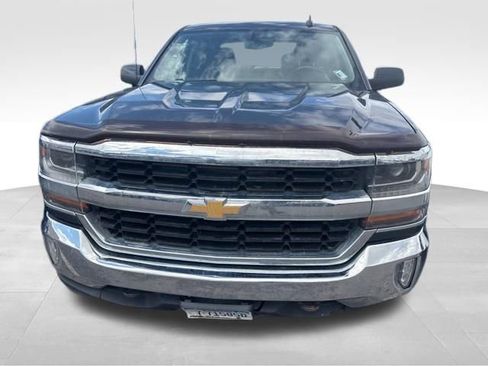Used 2017 Chevrolet Silverado 1500 LT w/ All Star Edition AWD/4WD image 13
