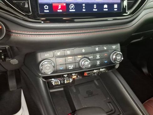 Used 2024 Dodge Durango R/T AWD/4WD image 22