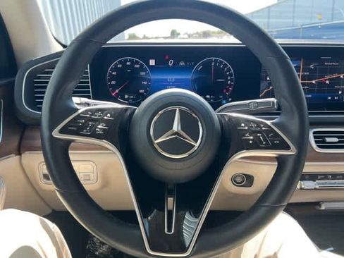 Certified 2025 Mercedes-Benz GLE 450e 4MATIC image 24
