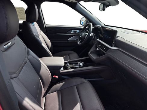 New 2026 Ford Explorer Platinum image 18